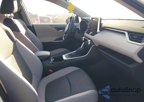 2024 Toyota Rav4 Xle из США, поврежденный, VIN 4T3RWRFV4RU140476